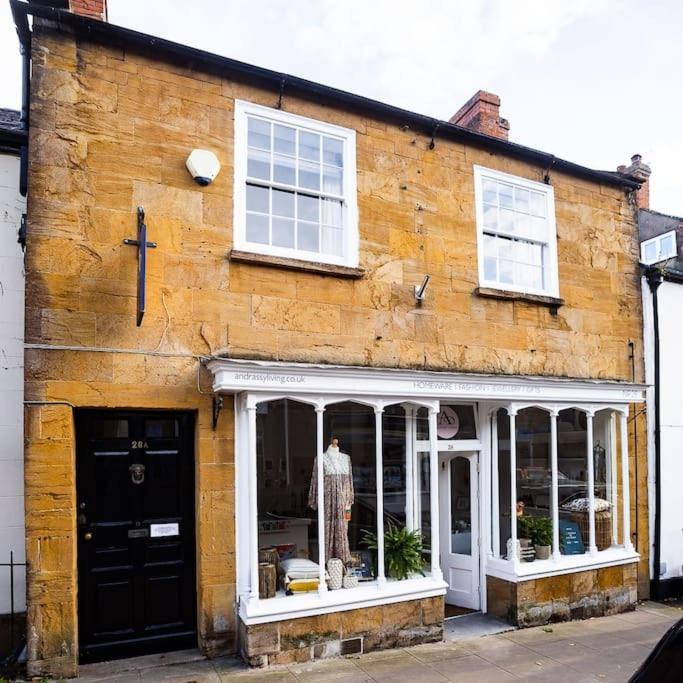 1 Bedroom Flat In Ilminster, Somerset Apartment